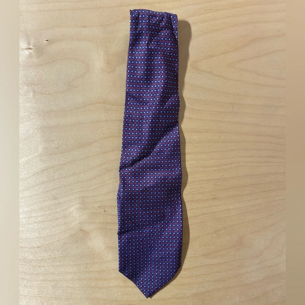 Izod Men's Tie in Purple and Blue Pattern (DZ)